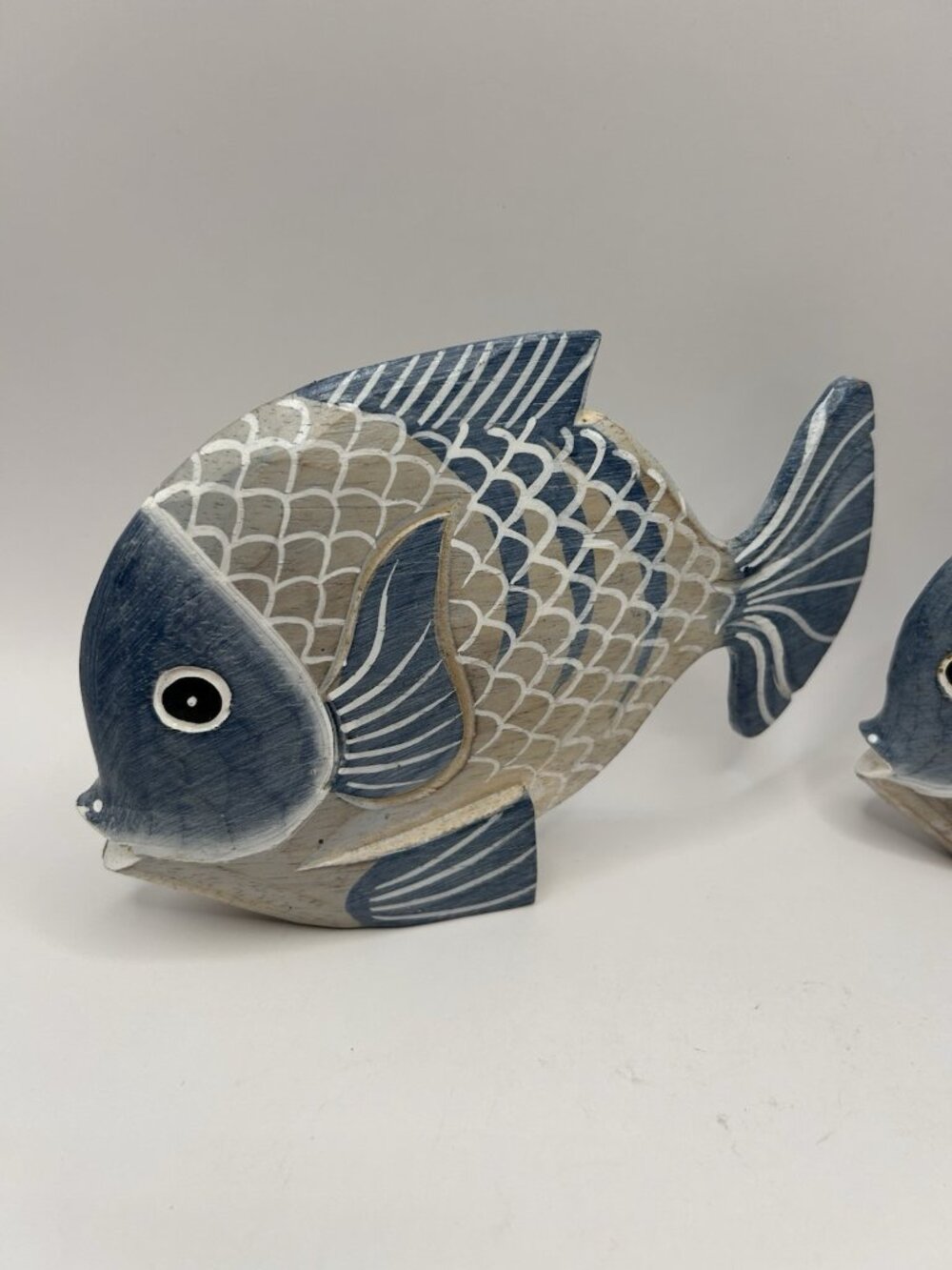Pair Hand Painted Carved Wood Tropical Fish Coastal Beach Nautical Decor Vintage - Picture 2 of 16